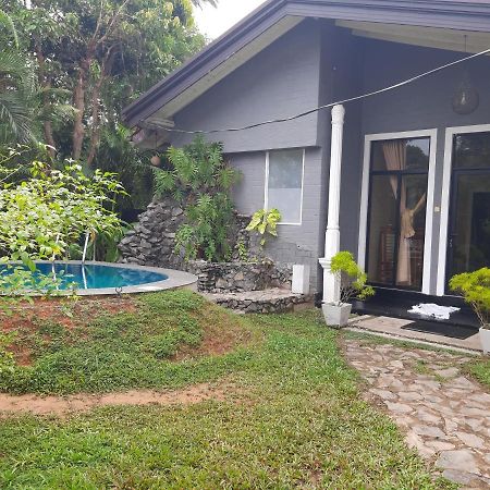 Mihilaka Holiday Homes Wadduwa Bagian luar foto