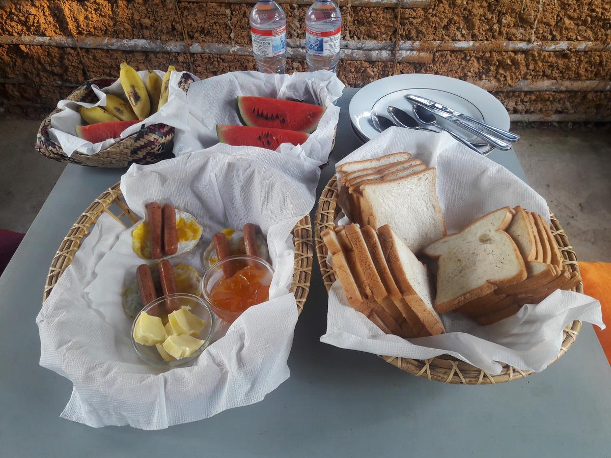Mihilaka Holiday Homes Wadduwa Bagian luar foto